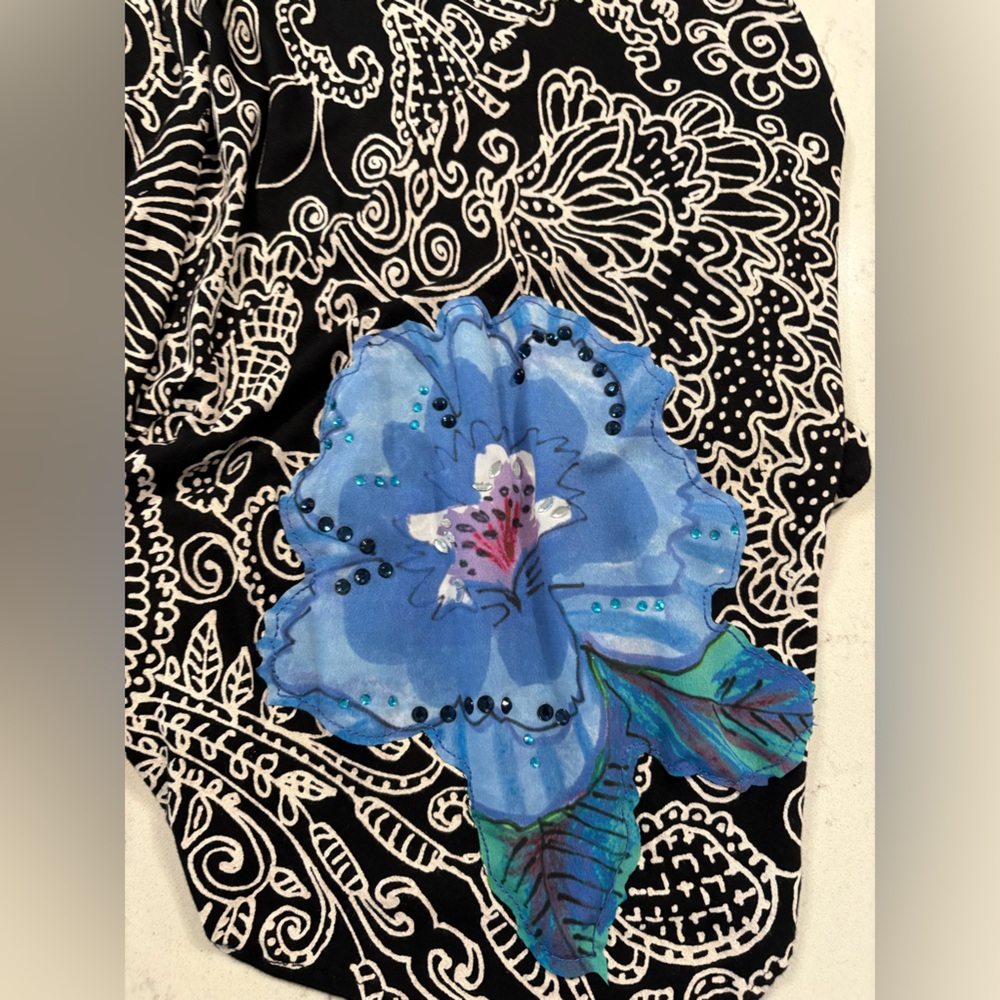Desigual Asymmetrical Black And White Skirt With Blue Flower Size EUR Medium - Picture 2 of 7